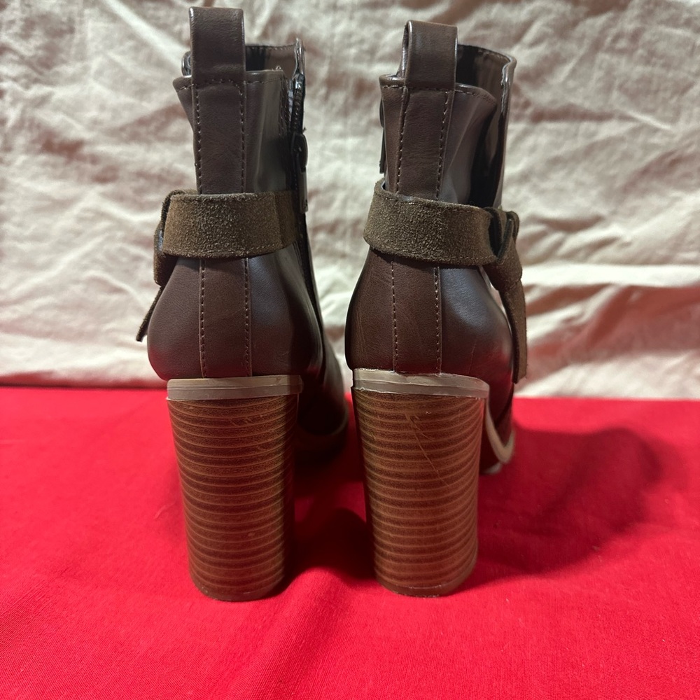 AX Brown Boots(Target) - Picture 3 of 7